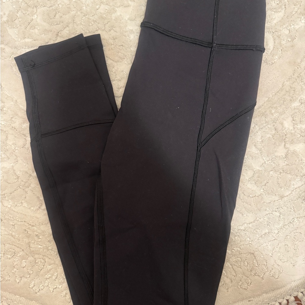 Black lululemon Leggings